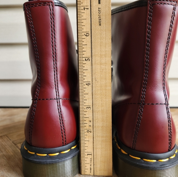 New Dr Martens lace up boot cherry red ladies - Picture 4 of 11
